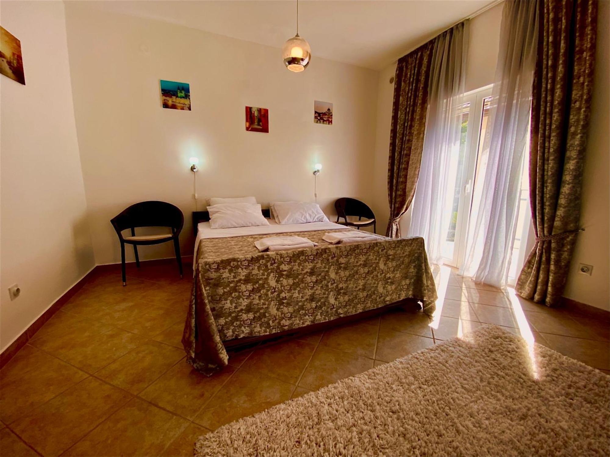 Villa Svetlana Prcanj Bagian luar foto